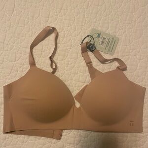 Tommy John Comfort Smoothing Lightly Lined Wireless Bra
